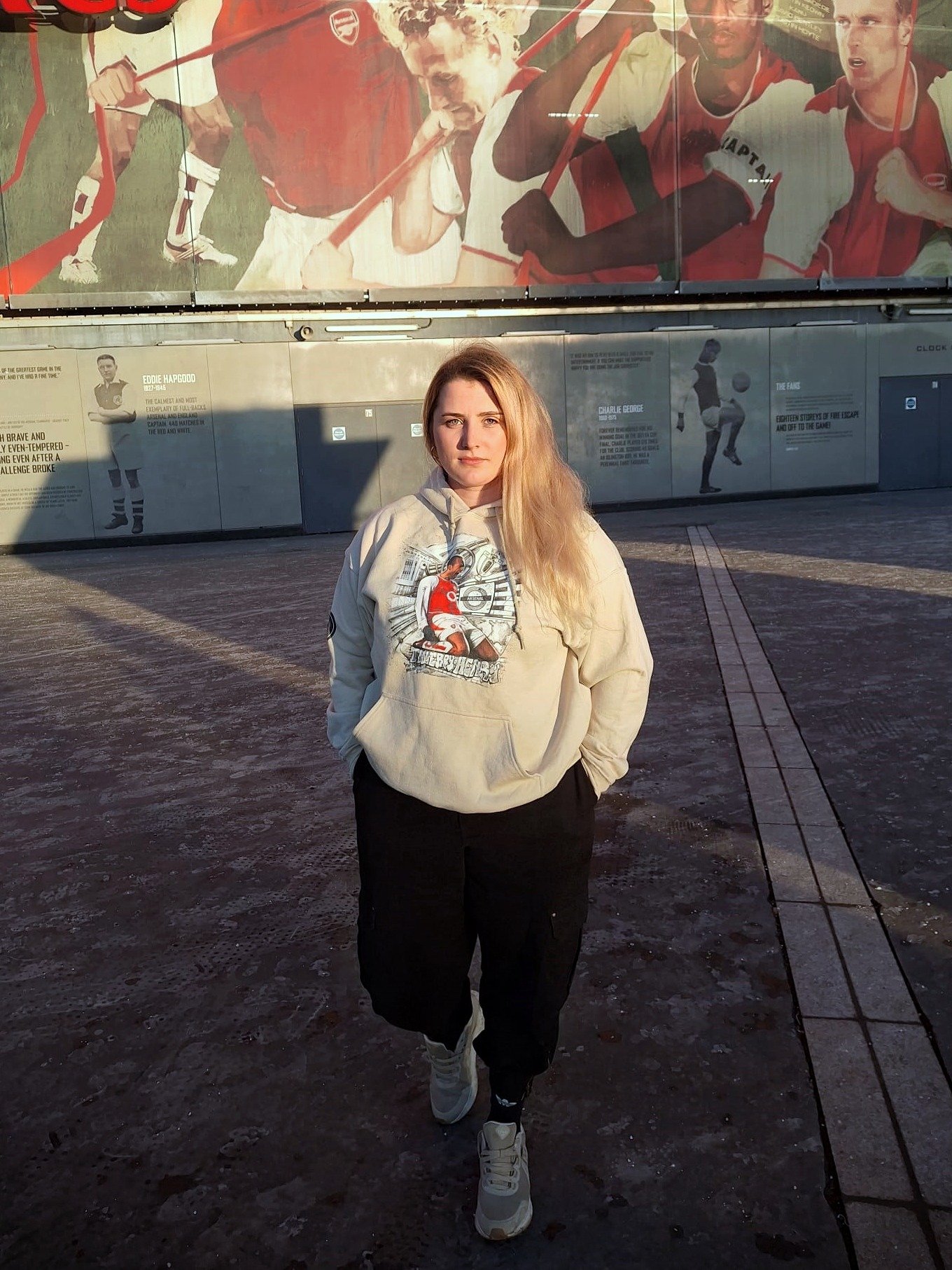 Thierry Henry Arsenal Hoodie – Front Print Football Artwork & Sleeve Logo (Podcast Exclusive) product image (3)