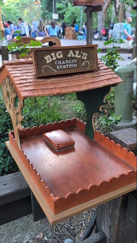 Is this new or just new to me? 😂 There are a couple of phone charging stations at the Disney Vacation Club kiosk by Grizzly R...
