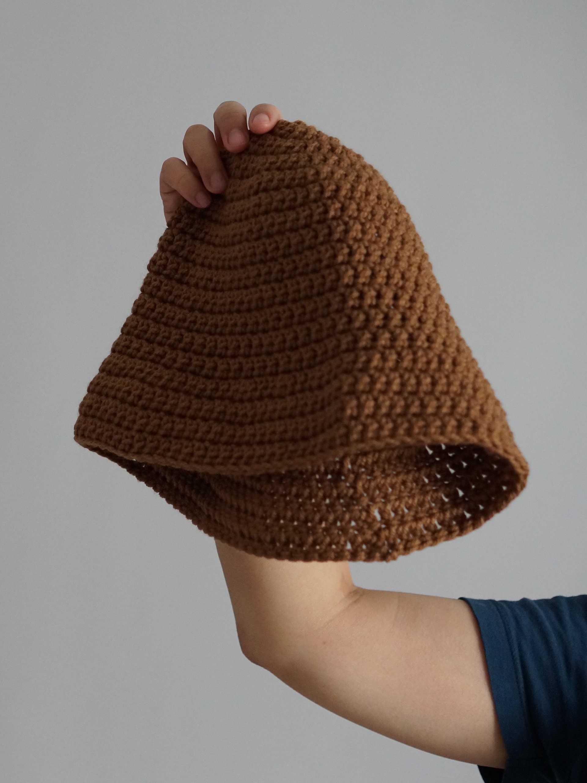 Double crochet bucket hat pdf pattern product image (2)