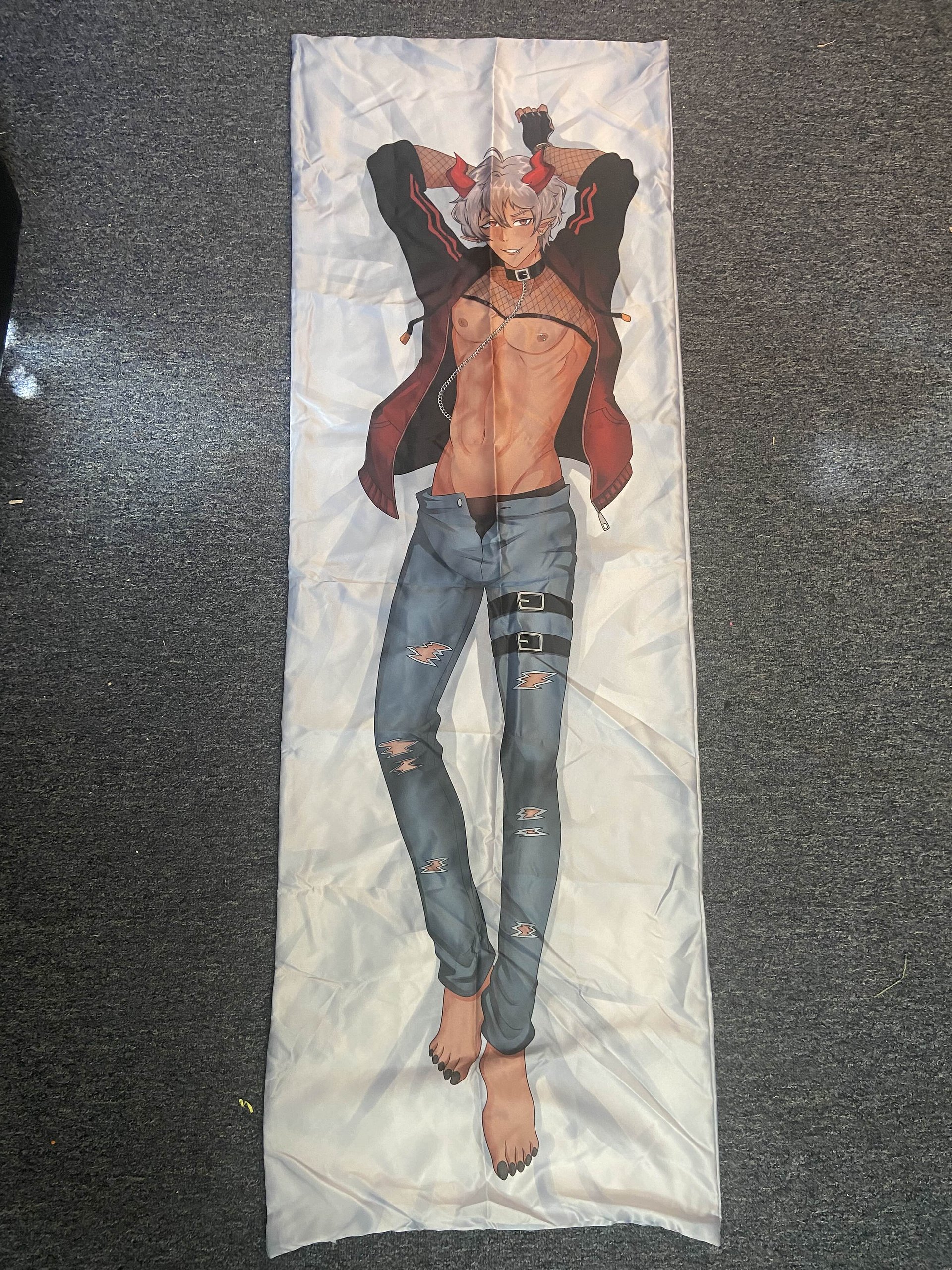 Eros Dakimakura Body Pillow product image (1)
