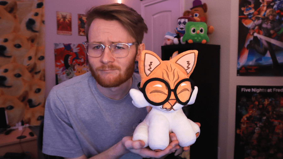Gohrdahn's Ultimate Gamer Cat Plushie product image (4)