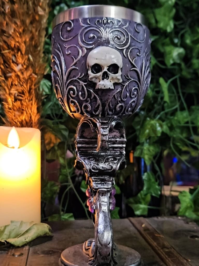 The Armored Kingdom Final Toast of Valor Skull Goblet product image (4)