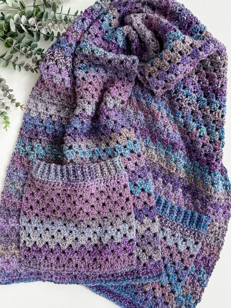 Chunky Granny Pocket Shawl Crochet Pattern product image (9)