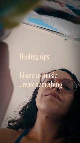 🎨 Healing tip: Listen to music. Create something.
Sometimes I paint peace to quiet the noise.
Even when the world’s on fire, ...
