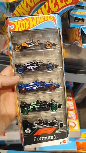 Found the F1 5 pack but I have returned it to the pile with other 5 packs because I already have it.