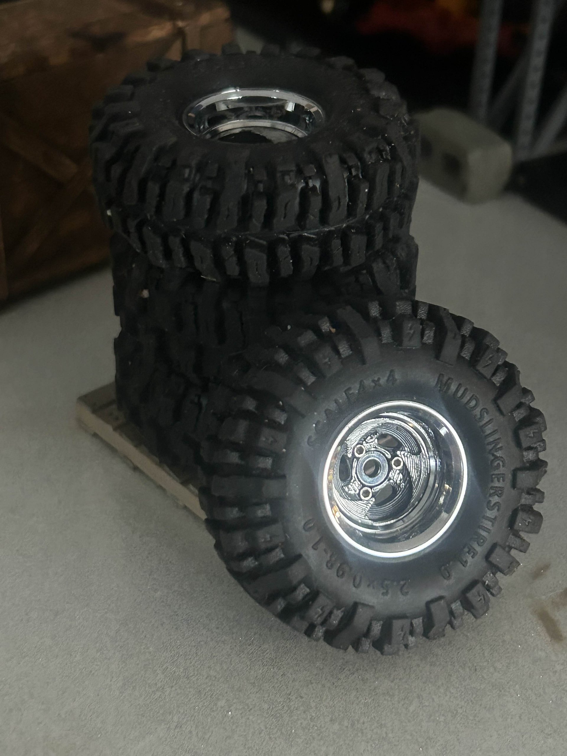 Retro TRI TWIST product image (1)