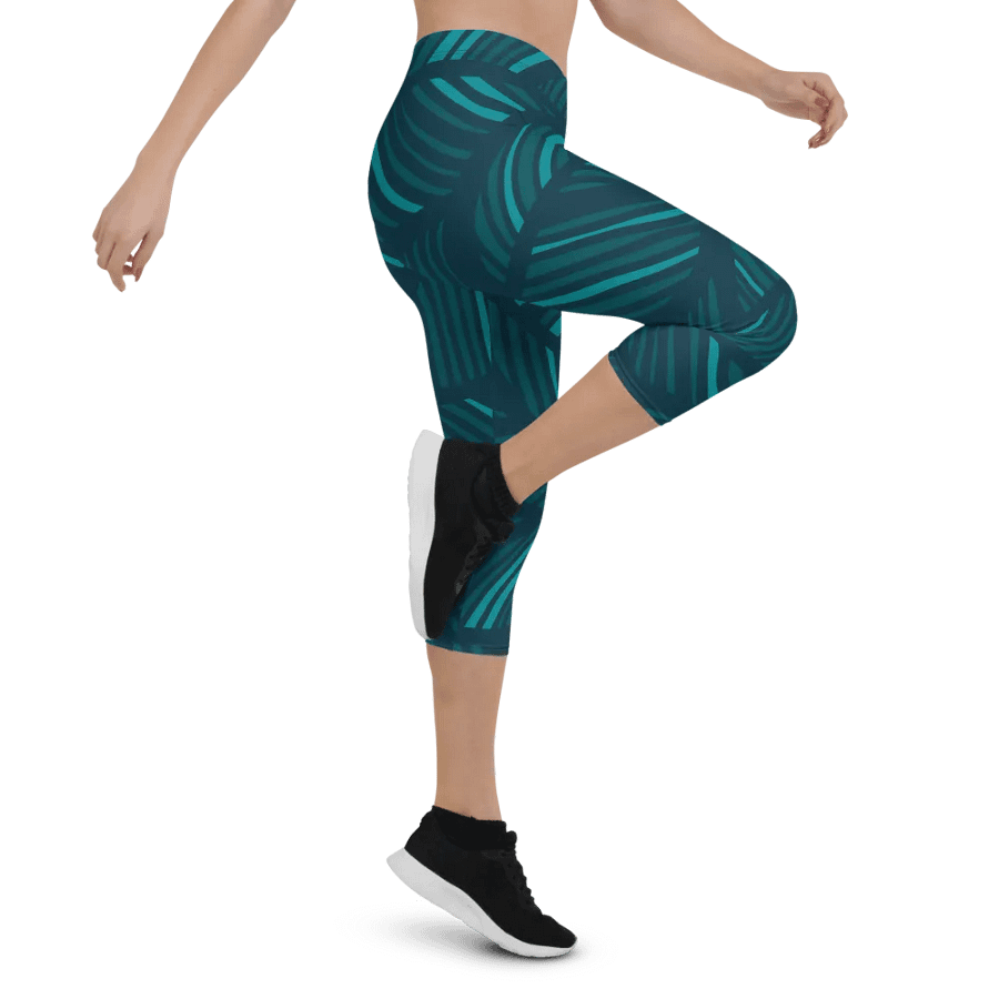 All-Over Print Capri Leggings product image (4)