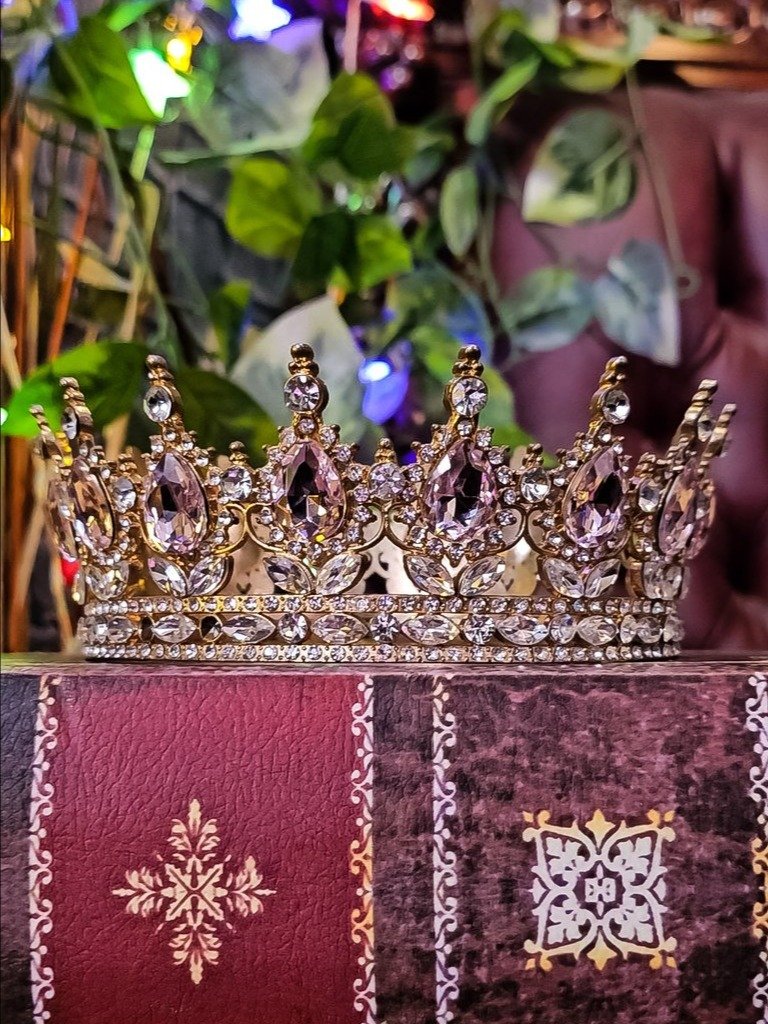 The Armored Kingdom Rose Gold Queens Crown (Gold) product image (7)
