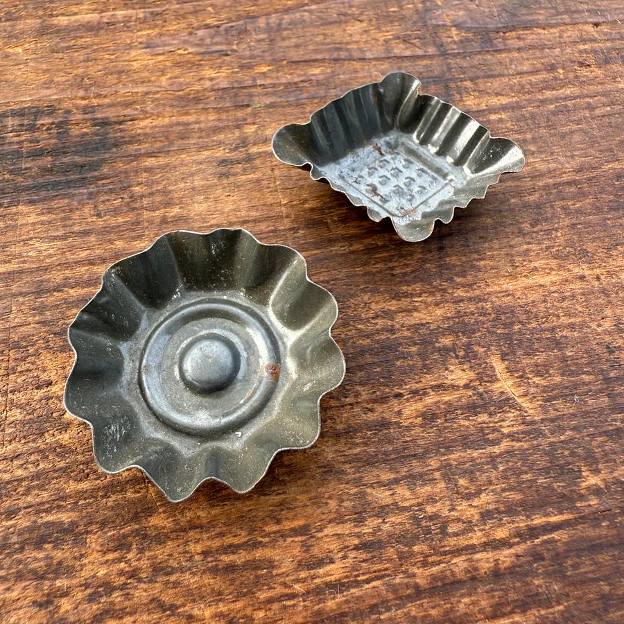 🎎 Vintage Japanese Candy Molds – Mid-20th Century – Japan Antique Roadshow product image (1)