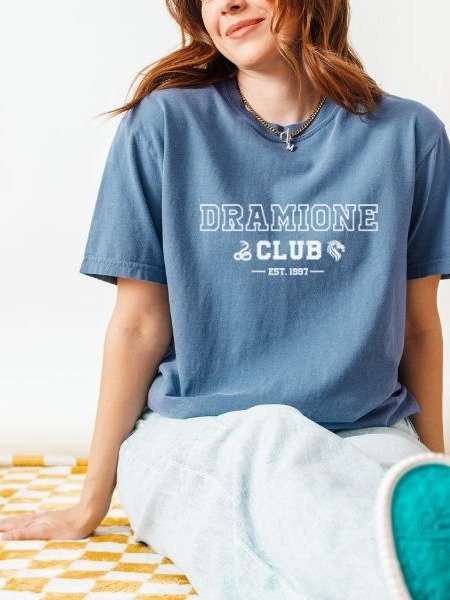 Dramione Fanfic Lovers Club Minimalist Shirt product image (39)