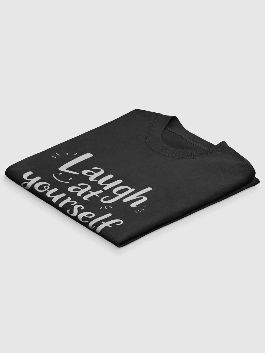 Unlock Joy and Confidence with Ryan Reynolds’ Wisdom: How   Laugh at Yourself  Can Transform Your Life – Wear It Proudly with Our Exclusive T-Shirt! product image (4)