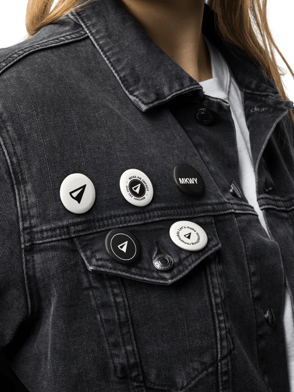 Pins product image (1)
