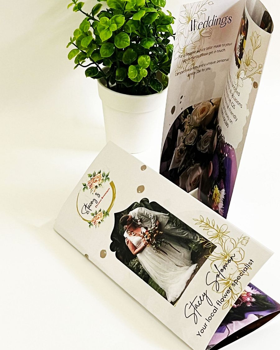 200pcs MENU FLYERS | Personalised Folded Leaflets Printed Full Colour | A4 Tri-fold | 157gsm Photo paper product image (1)