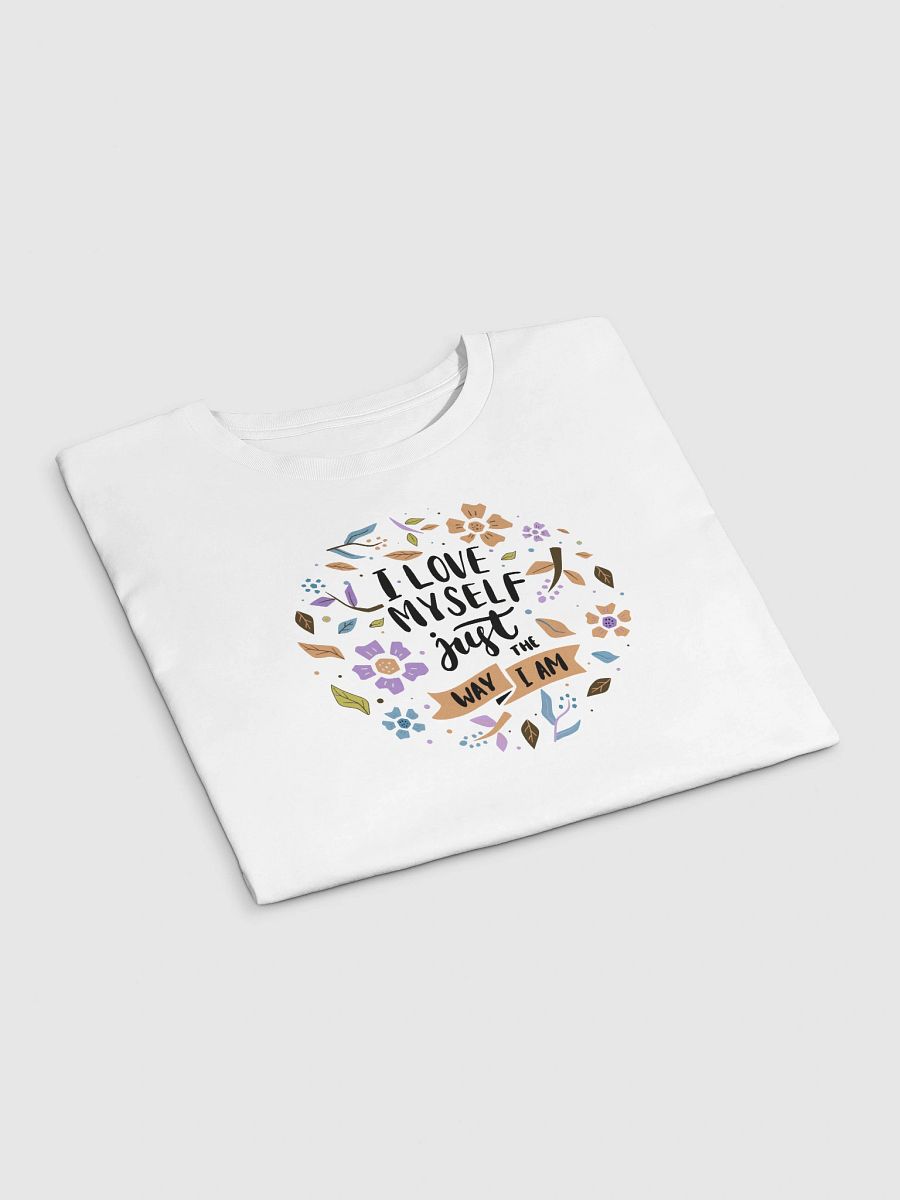 I Love Myself the Way I Am Crop Top Women's T-Shirt product image (35)