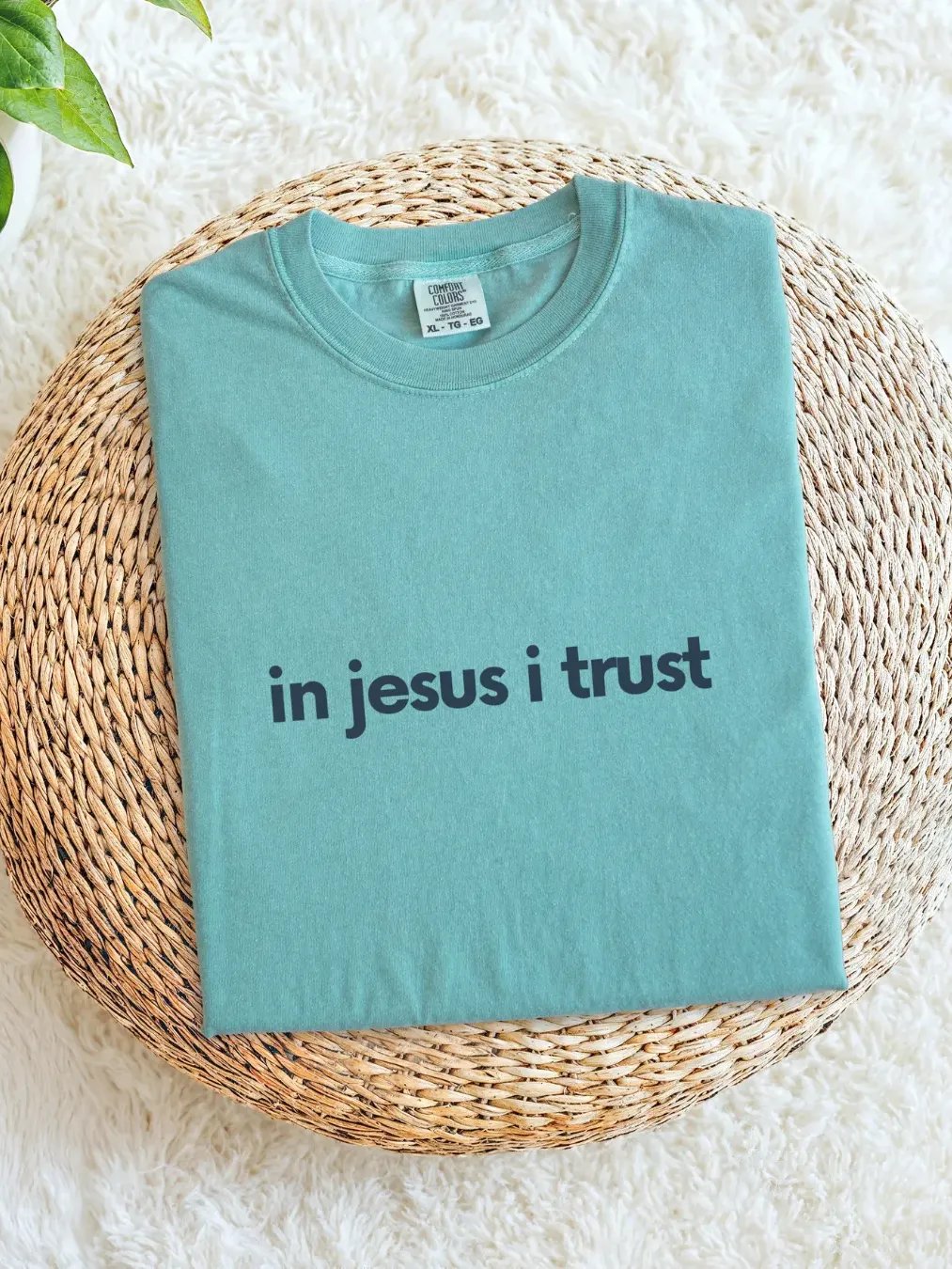 In Jesus I Trust – Unisex Tee product image (1)
