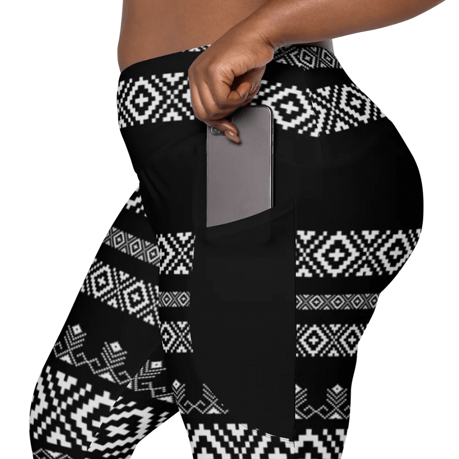 Black & White Aztec Geometric Leggings with Pockets product image (12)