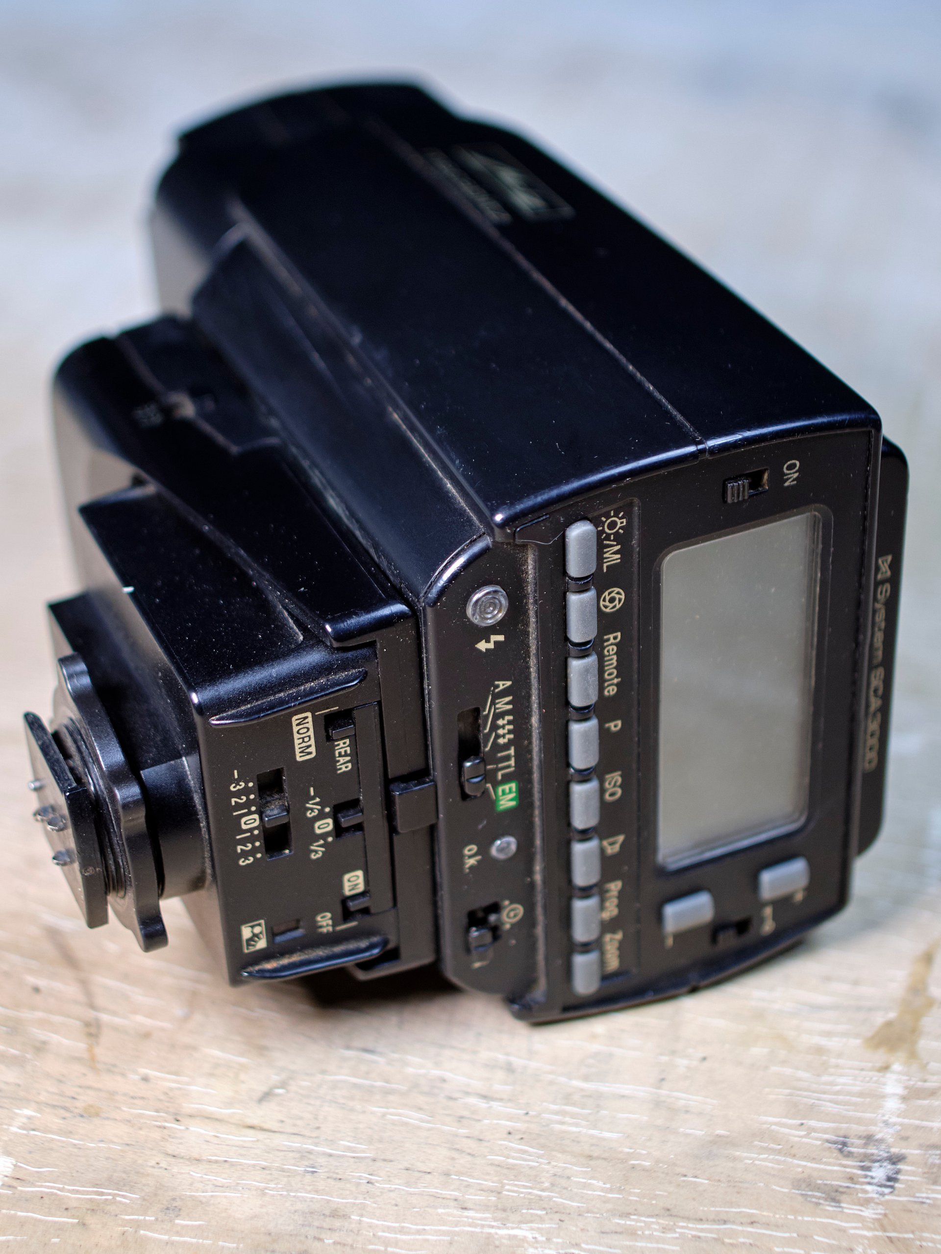 Metz Mecablitz 40 MZ-3i Shoe Mount Flash product image (2)