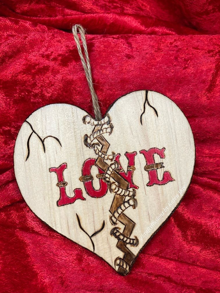 Unbroken Love Ornament product image (1)