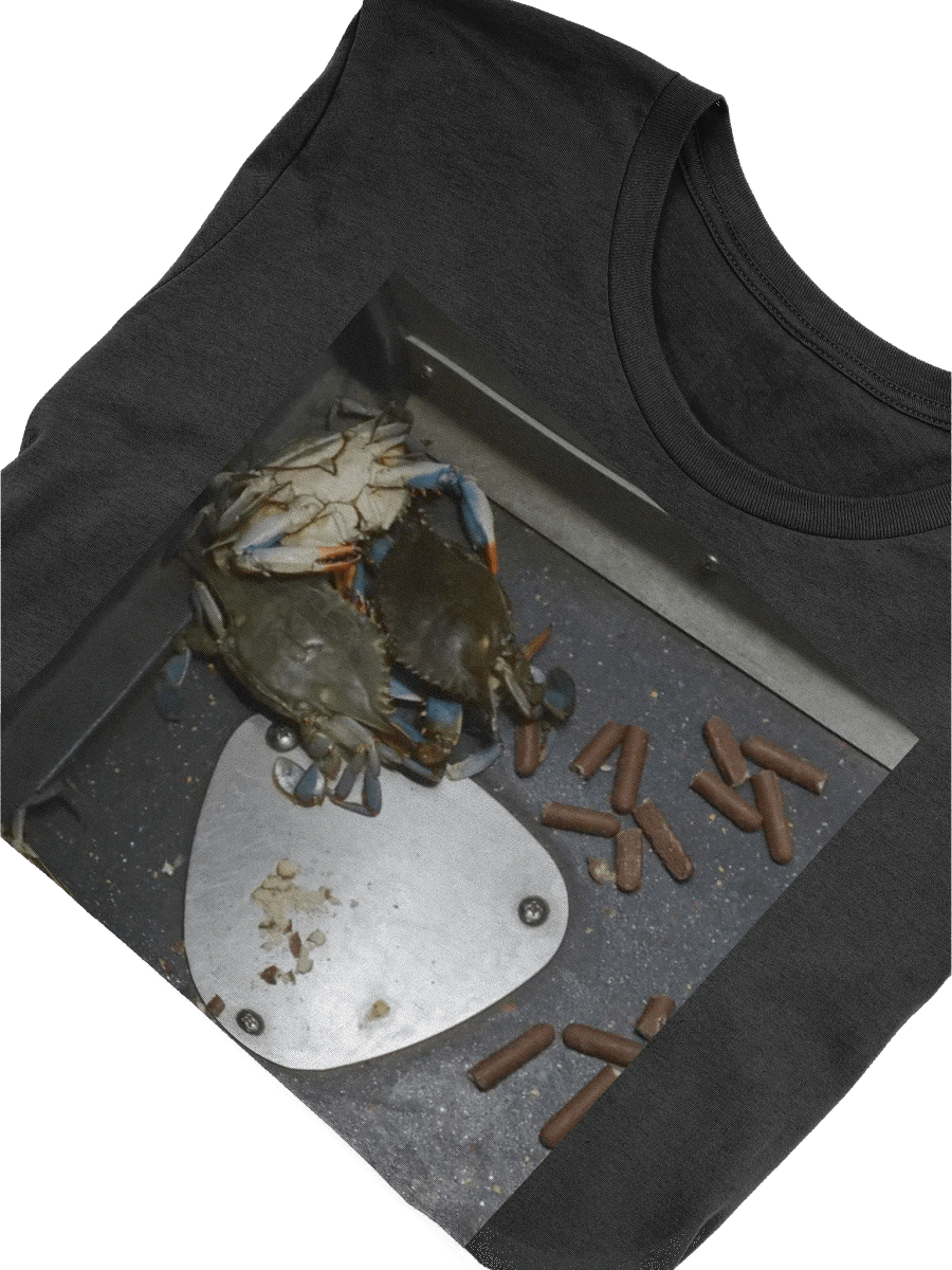 crabs and lady fingers shirt product image (20)