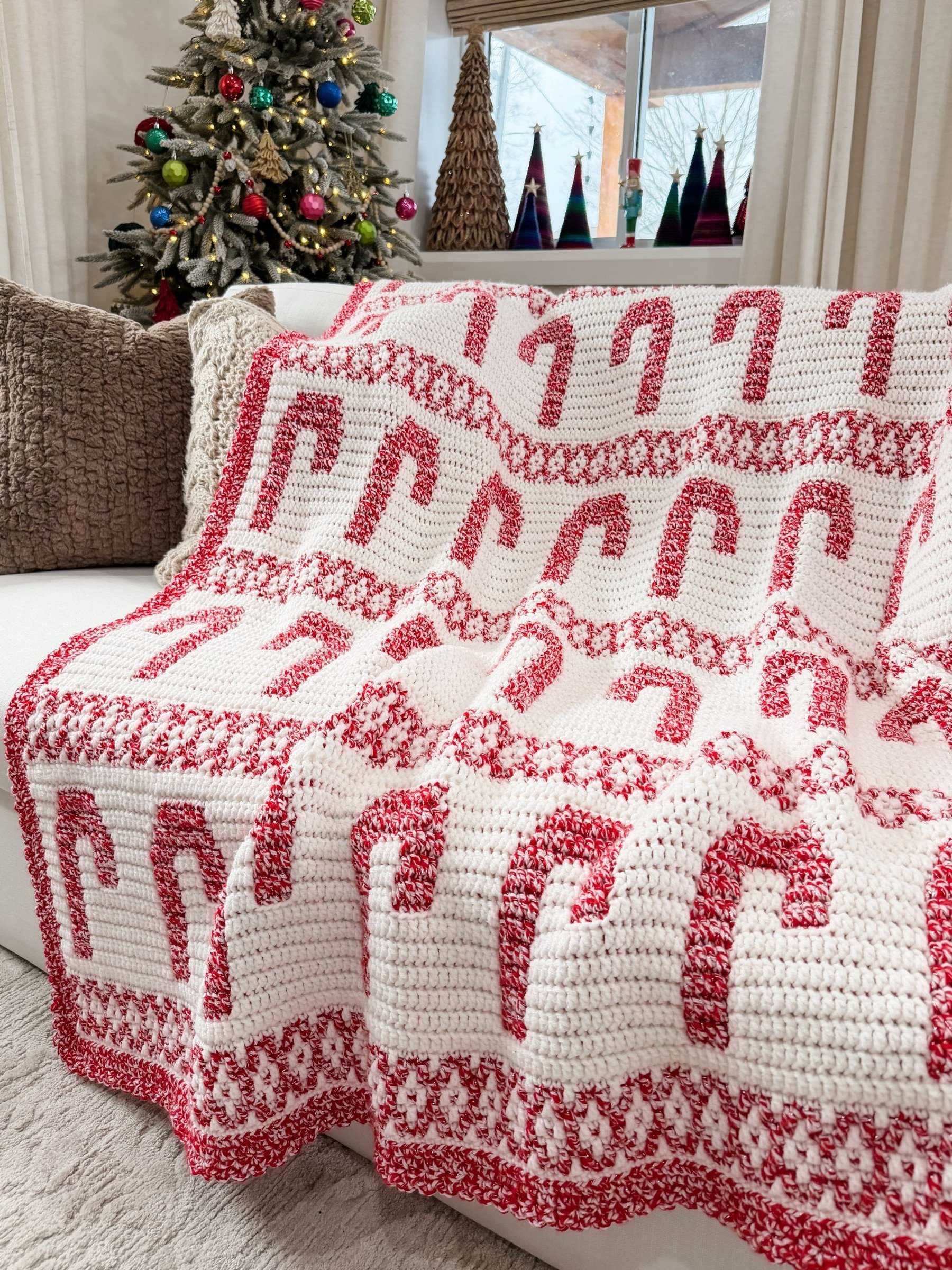 Candy Cane Lane Mosaic Blanket Crochet Pattern product image (1)