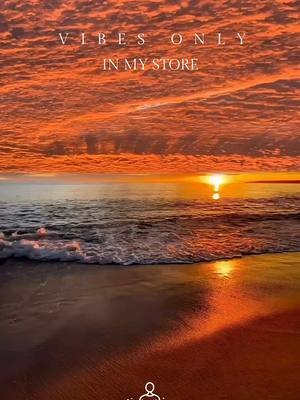 Check my shop out, 75% off, ALWAYS 📷 Leave a heart if you like it My second shop, so really can use some big TLC