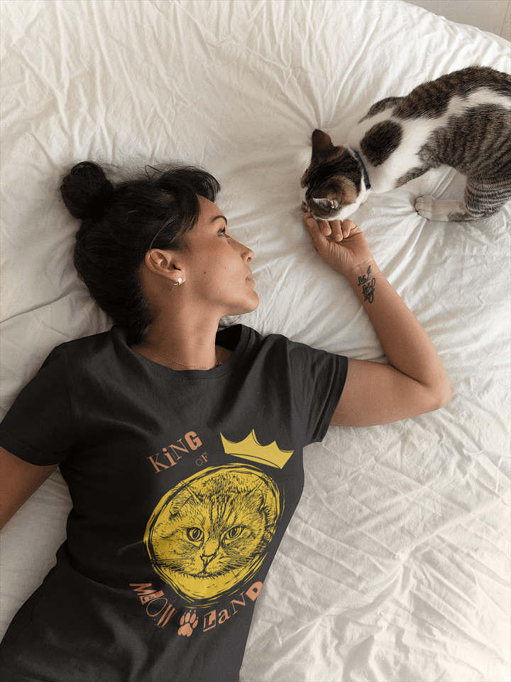 King of Meowland Cat Lover T-Shirt product image (2)
