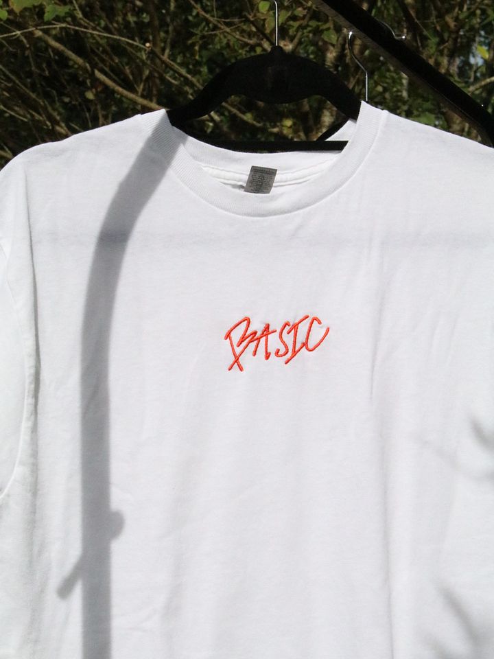 BASIC Red Neon Doodles T-Shirt Embroidered product image (2)