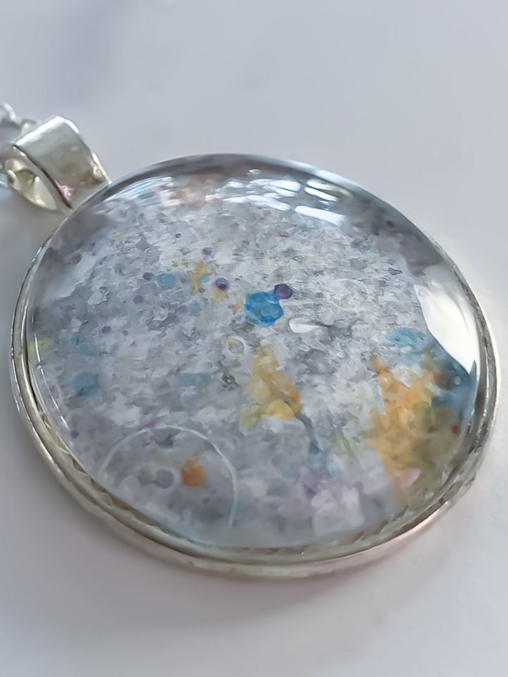 Bubble Art Necklace 007 product image (2)