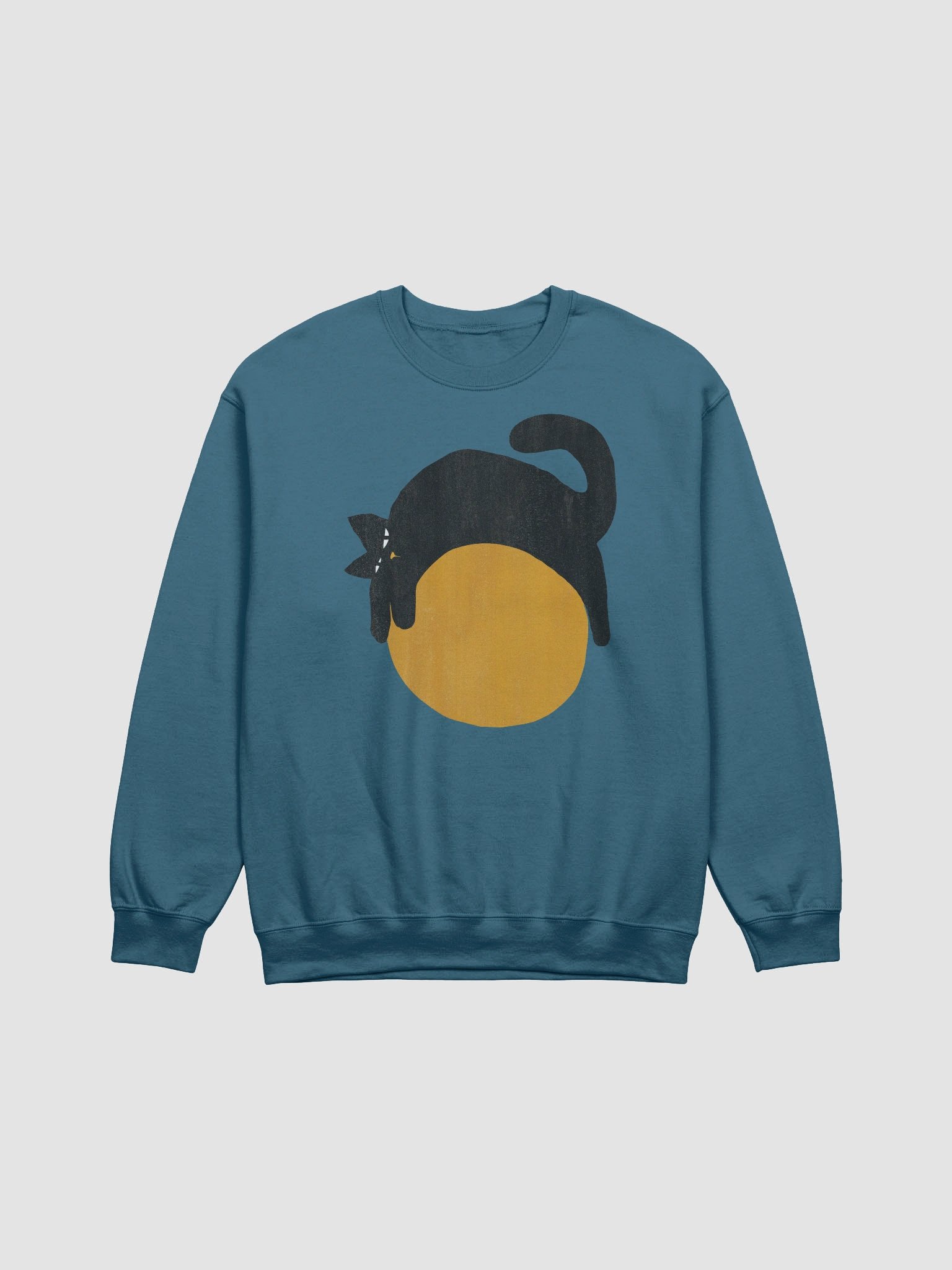 Lazy cat on a ball graphic Sweatshirt product image (29)