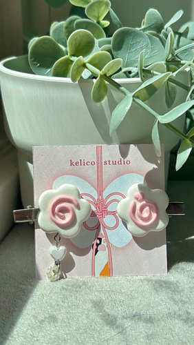 pov: you make your own hair accessories~
I made these narutomaki clay clips as a gift for my friend’s daughter! This is my fi...