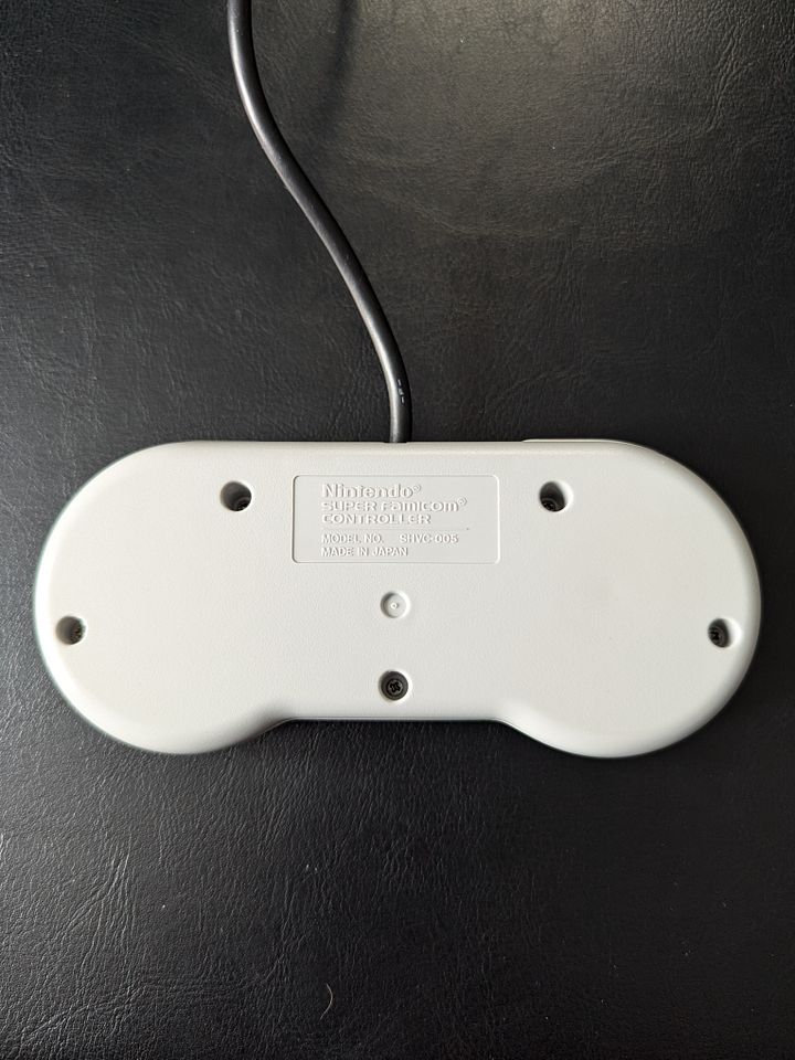 Famicom SNES Controller (Used) product image (2)