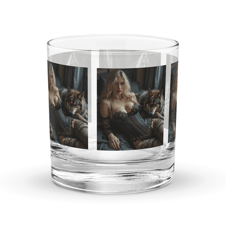 She-Wolf Rocks Glass product image (3)