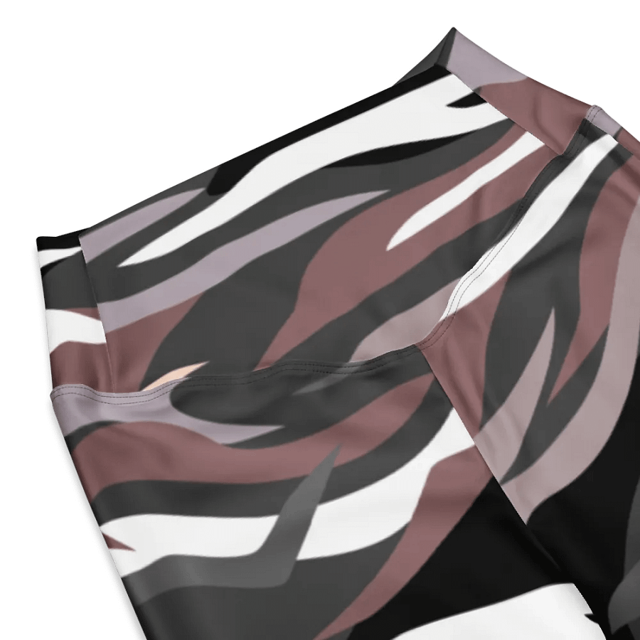 Camouflage Chic Flare Leggings product image (6)