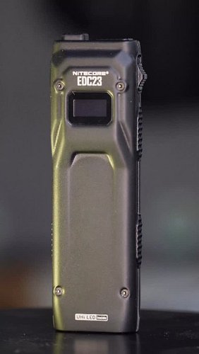 🔦 Descubre la Nitecore EDC23: Potencia en tu Bolsillo

Te presento la Nitecore EDC23, una linterna compacta y ultra potente i...