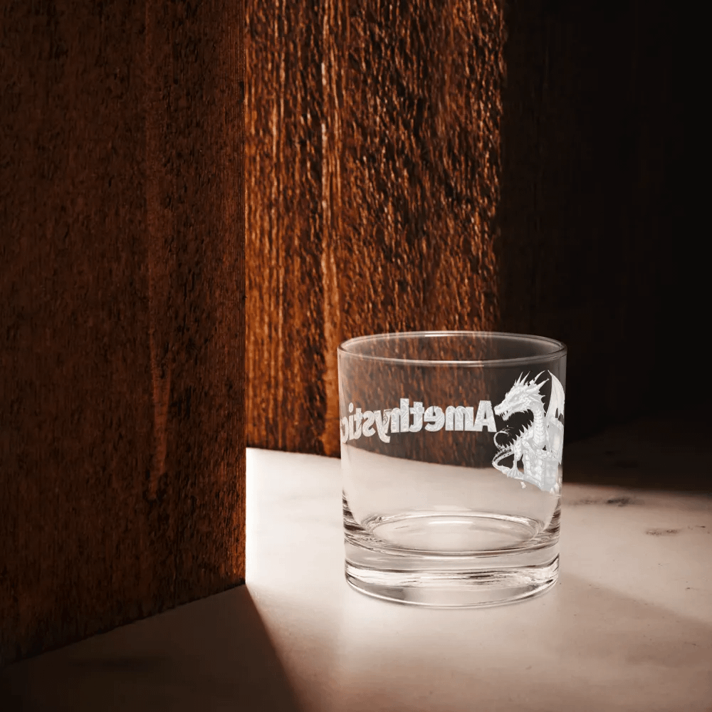 Rocks glass: Rock On Dragon with Treasure Chest product image (12)