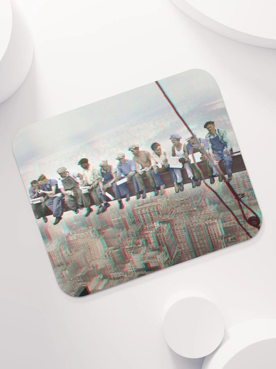 Anaglyph 3D Mouse Pad - Lunch atop Skyscraper in Color. New York 1932 product image (7)