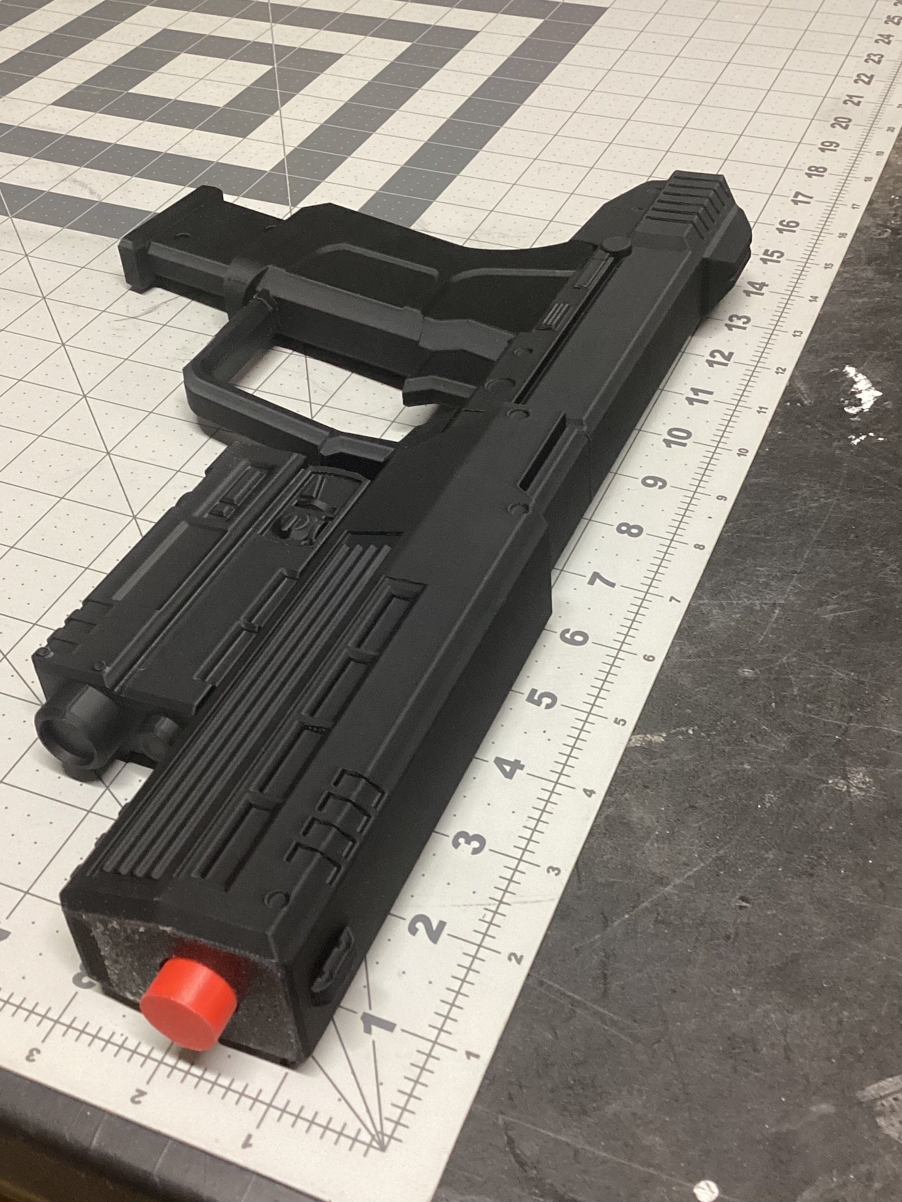 Halo 3 ODST Inspired M6C/SOCOM 3D printed DIY Life-size prop/ orange tip product image (2)