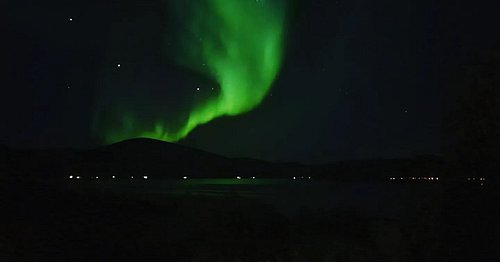 Took this yesterday. With my phone.
The world never stops to amaze me.
#auroraborealis #northernlights #norway #northernnorwa...