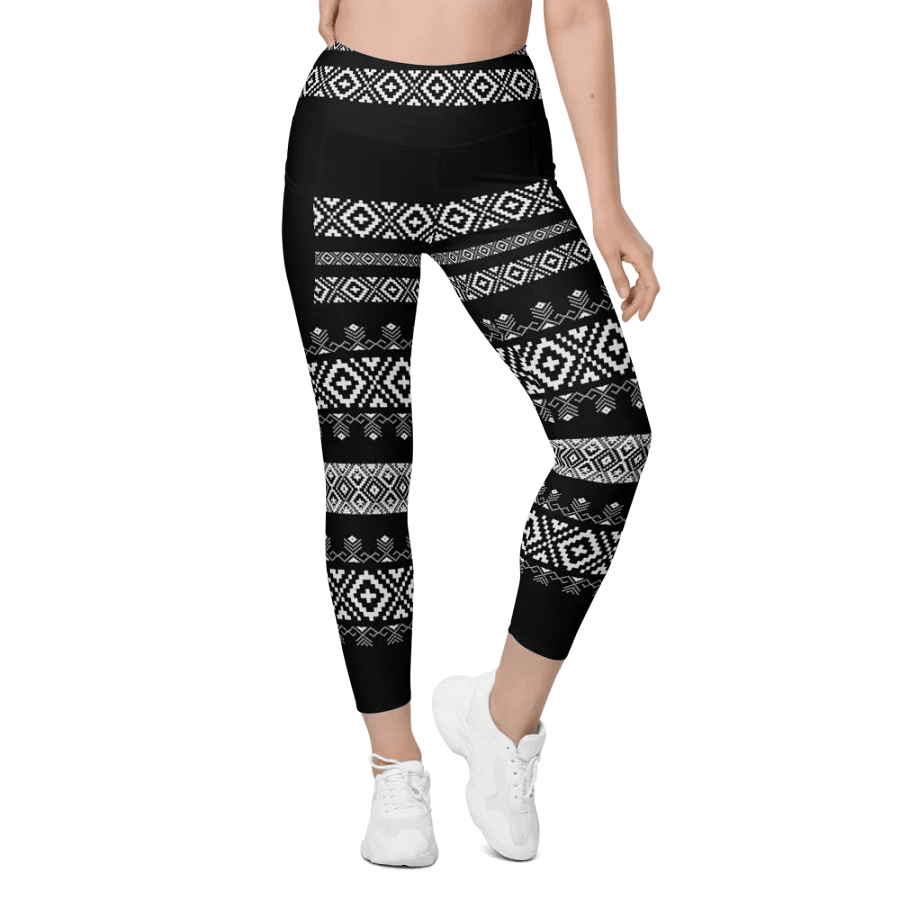 Black & White Aztec Geometric Leggings with Pockets product image (5)