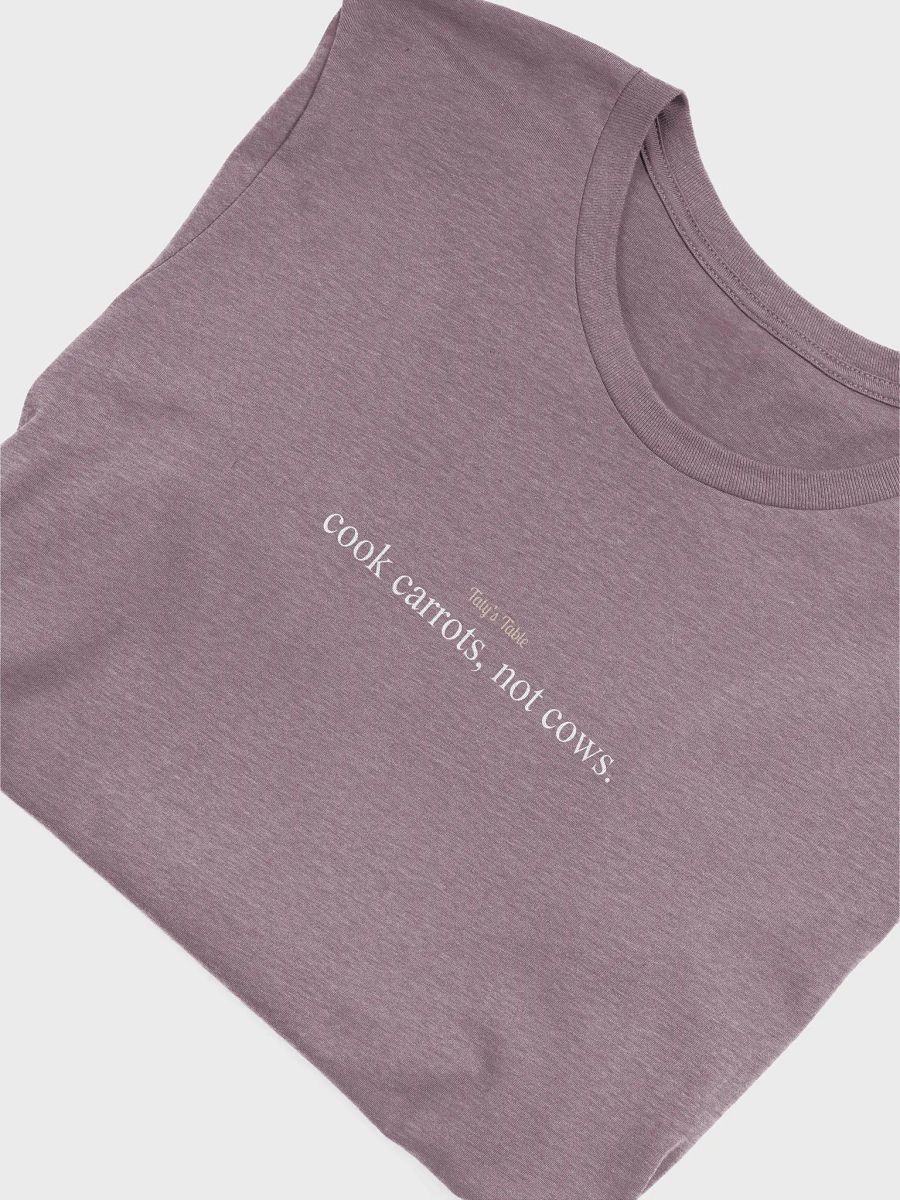 Carrots Not Cows Minimalist Tee product image (41)