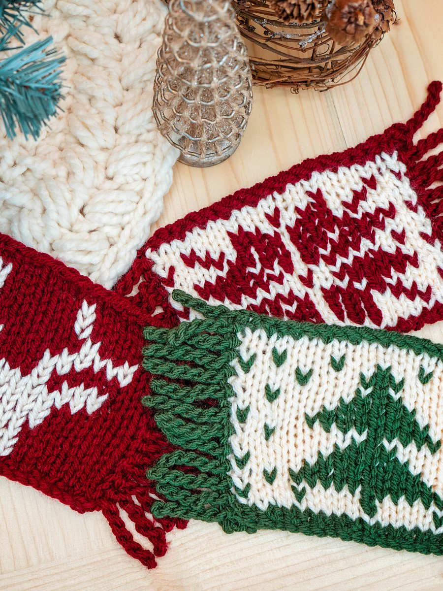 Colorwork with Holiday Mug Rugs product image (3)