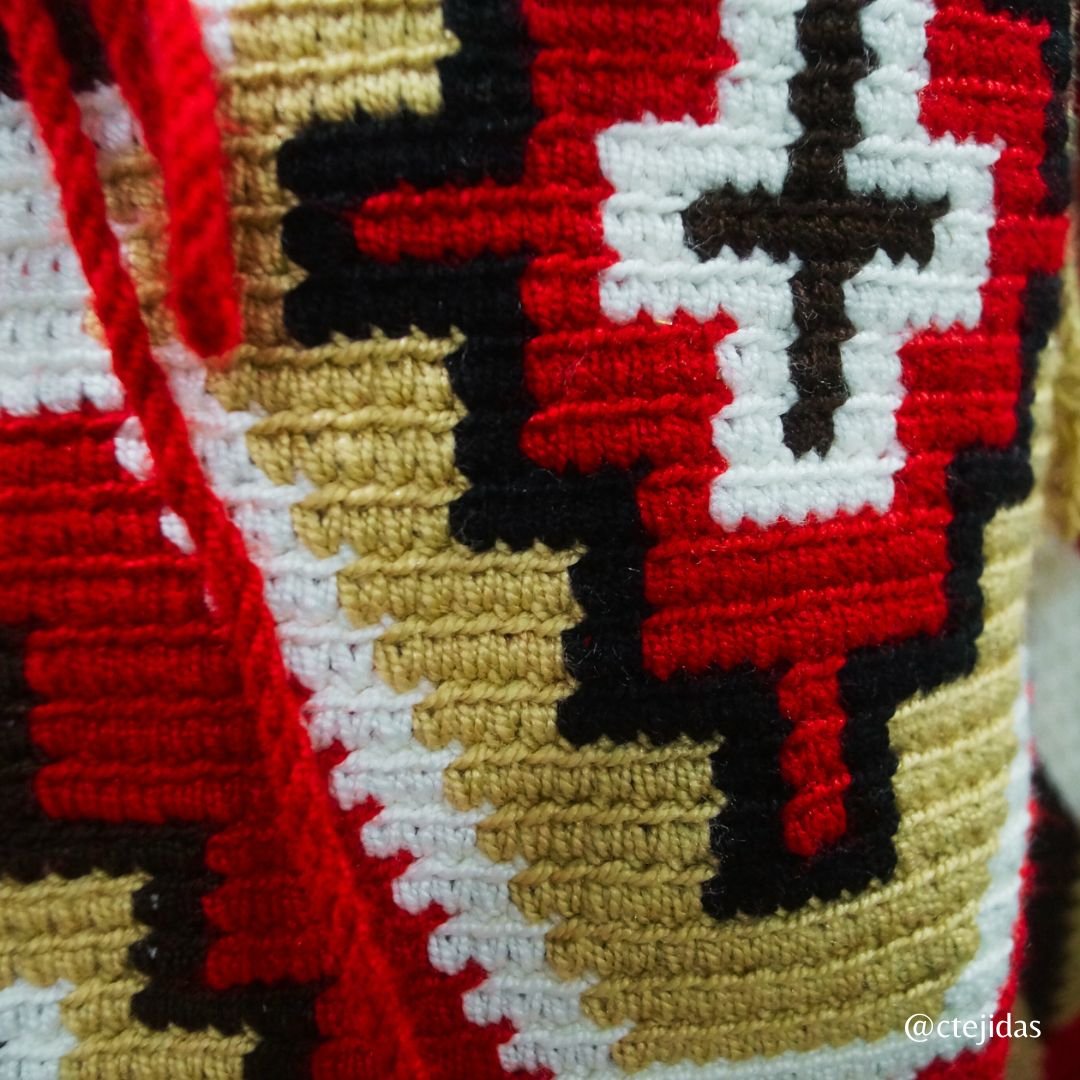 Patrón Bolso Mochila Wayuu Roja para Hombres a Crochet product image (3)