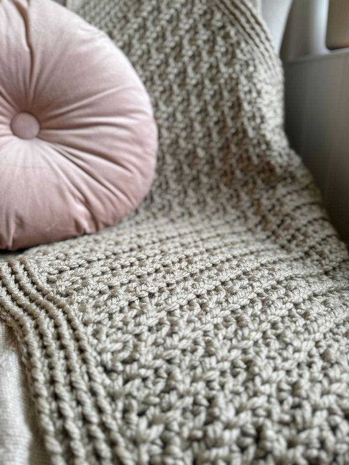 Mystical Blanket / Easy Chunky Crochet Blanket Pattern in 4 Sizes product image (2)