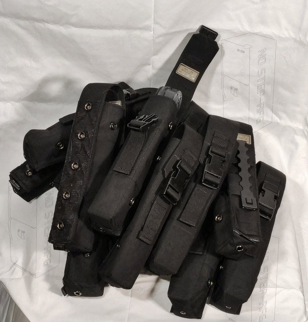 *Made to order* P90 Triple Pouch, Black product image (11)