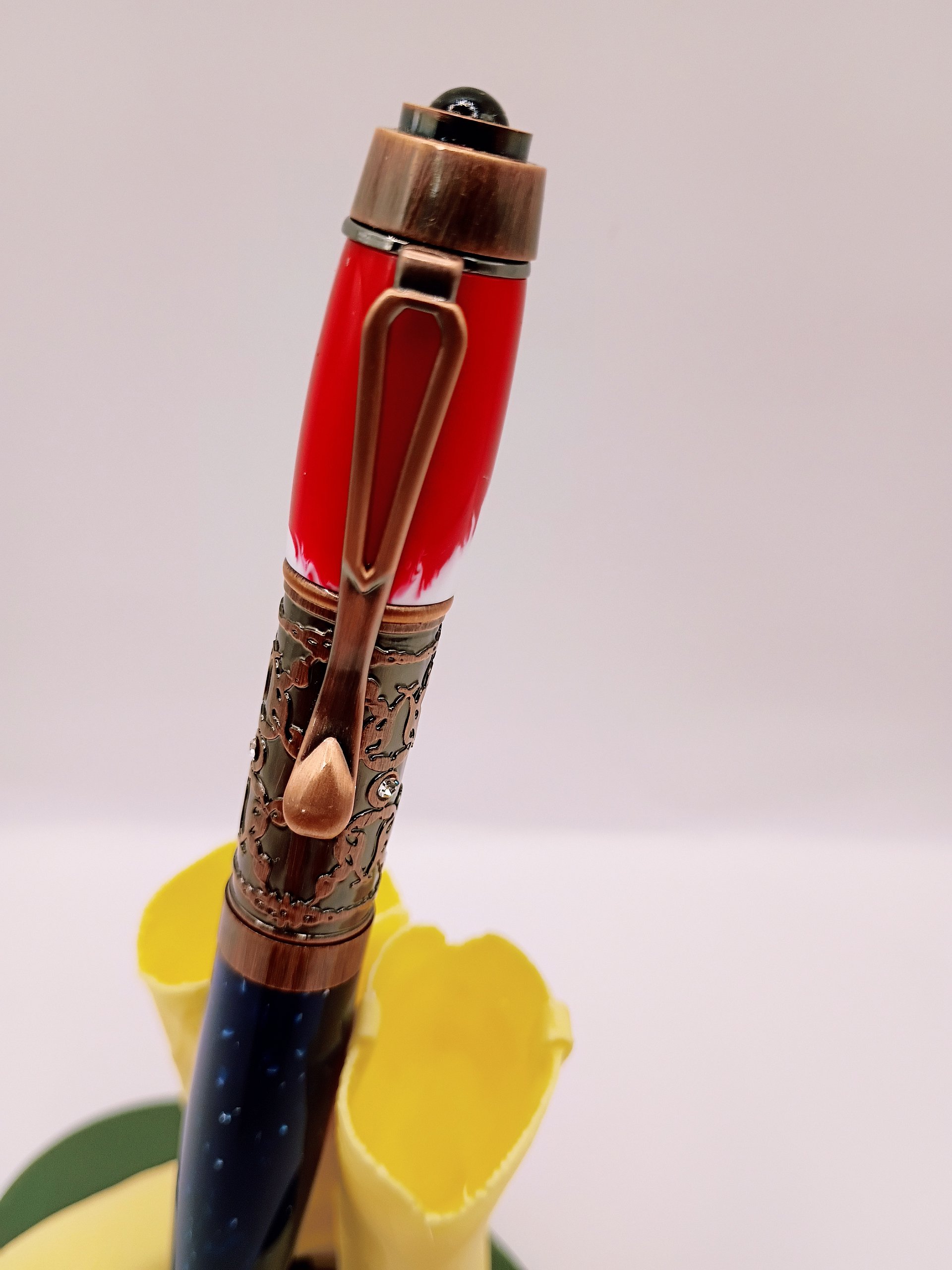 Lone Star Filibella – Texas-Flag Filibella Pen with Boot Stand product image (1)