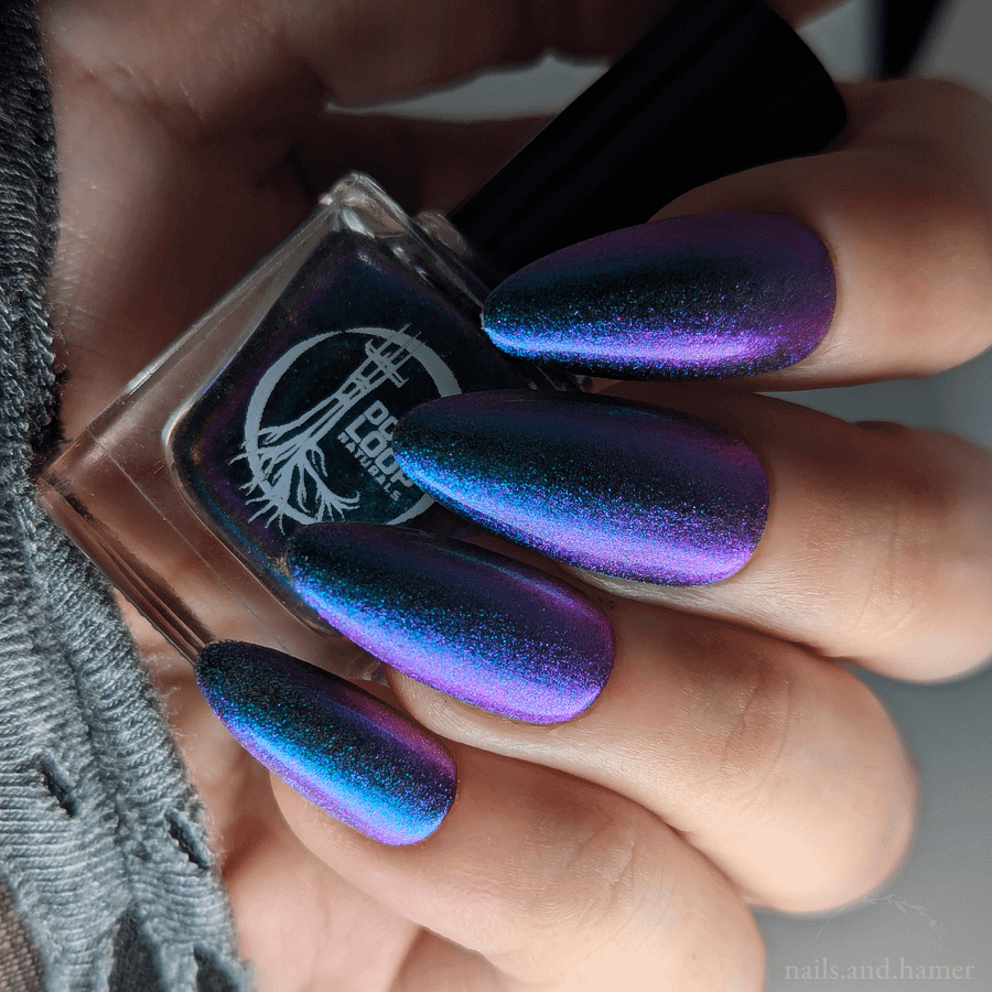 THE DEVASTATING TRUTH - Green Teal Indigo Violet Multichrome Nail Polish product image (4)