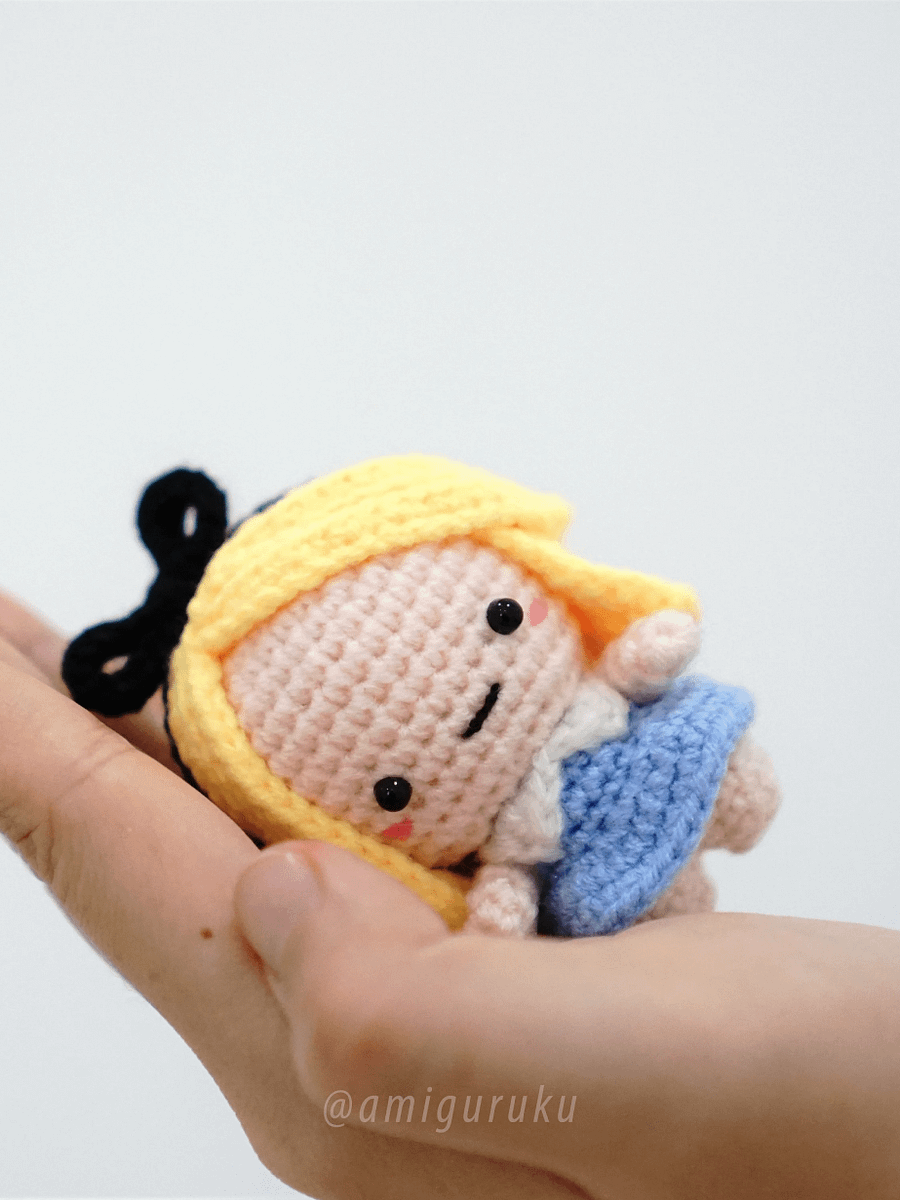 Alice and Mad Hatter - PDF Pattern product image (6)