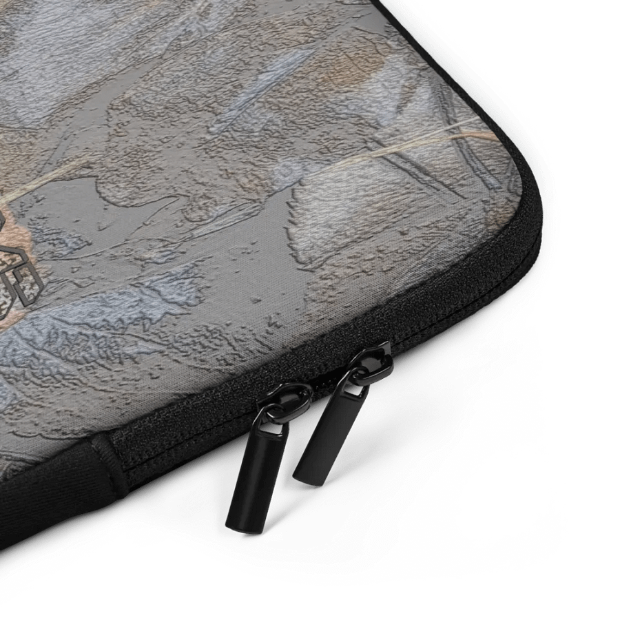 Laptop Sleeve - MossyOak - It Happennnns Camo product image (4)