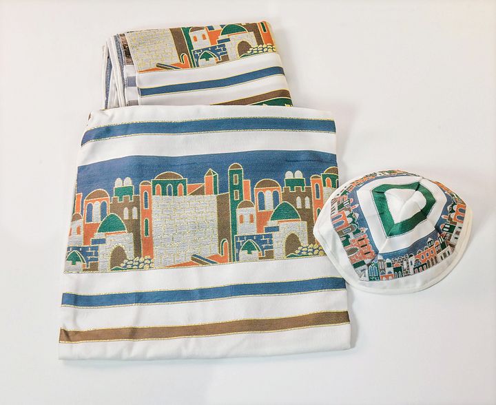 Jerusalem -GREEN & GOLD TRIM Small Tallit (Prayer Shawl) KIT product image (1)