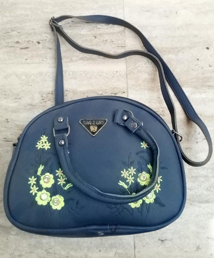 HAND BAG product image (2)